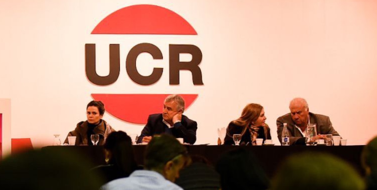 La UCR apuntó contra Alberto Fernández y Cristina Kirchner: “La pelea del Gobierno nos está llevando al abismo”