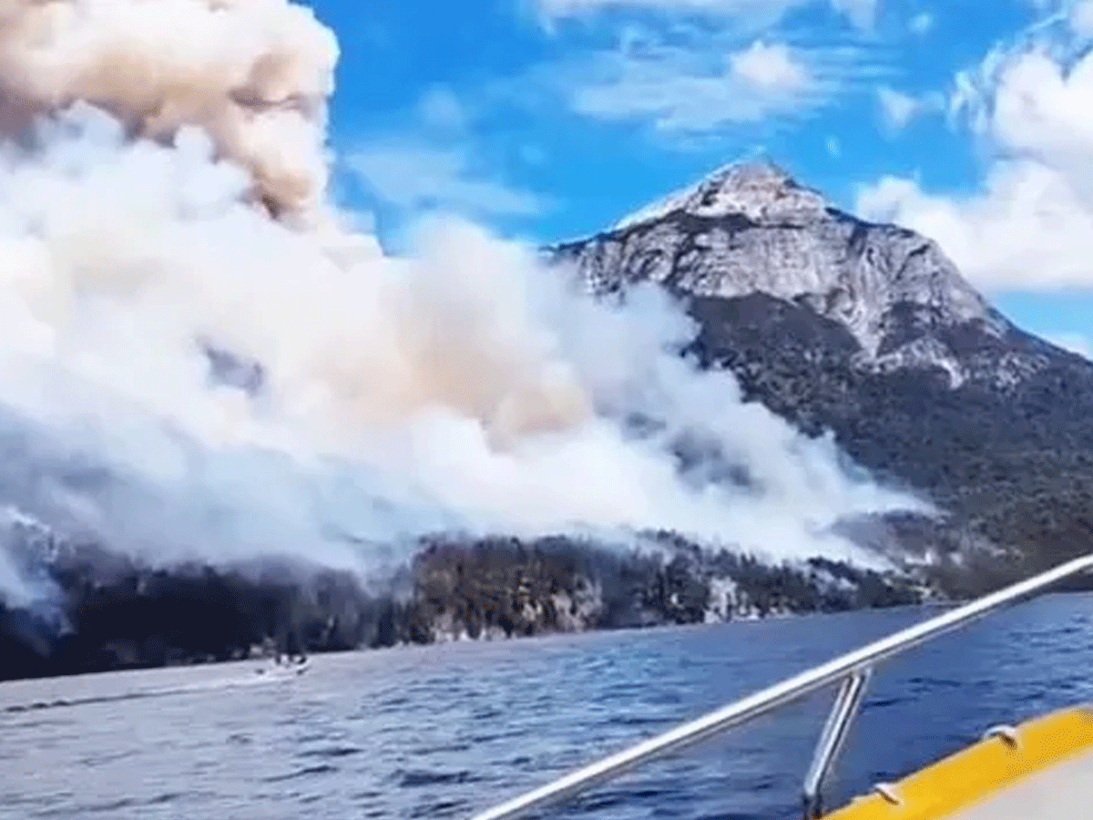 El desesperado pedido de una vecina de la Patagonia a los turistas por los incendios forestales: “Nos están arruinando”