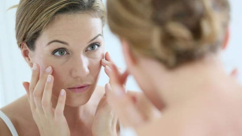 ANMAT prohibió dos cremas antiarrugas: cuáles son y a qué prestar atención