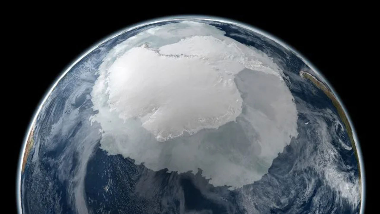 Habrían descubierto el enigma del agujero gigante que existe en medio de la Antártida