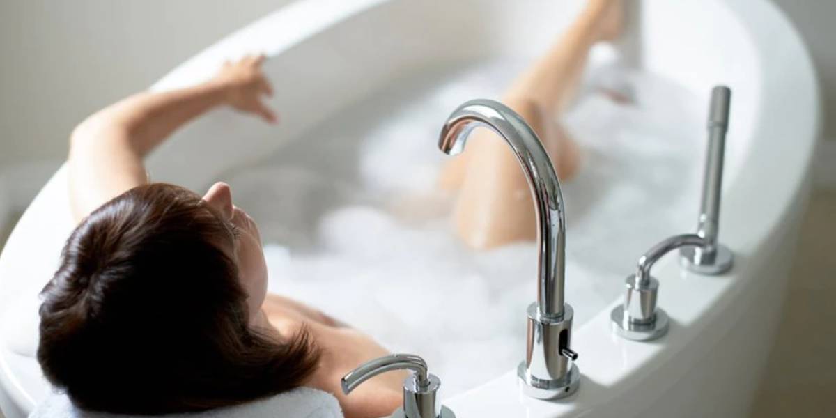 Un estudio afirma que los baños regulares de agua caliente produce beneficios similares al ejercicio físico