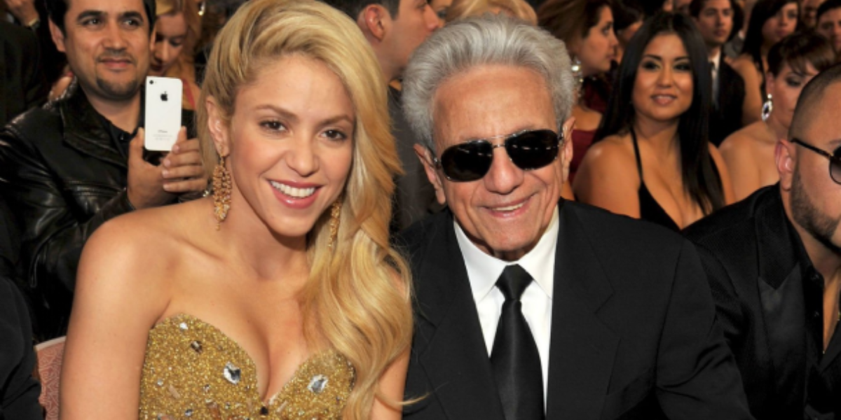 Shakira mostró el avance de su papá, tras el accidente: “Ayudándole con su estimulación cognitiva”
