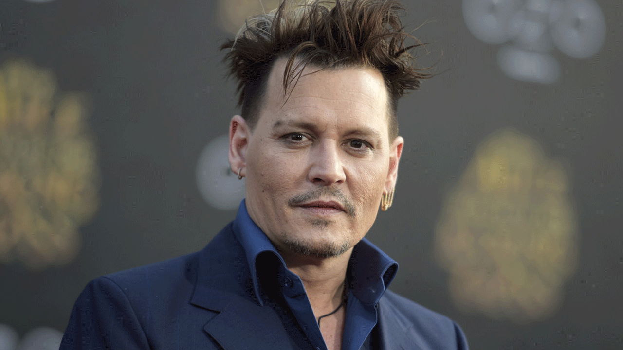 Johnny Depp alcoholizado atacó al productor de su película