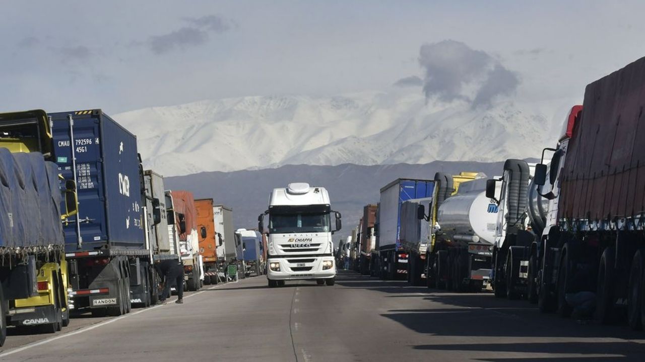Realizan testeos aleatorios a camioneros que ingresan a Chile