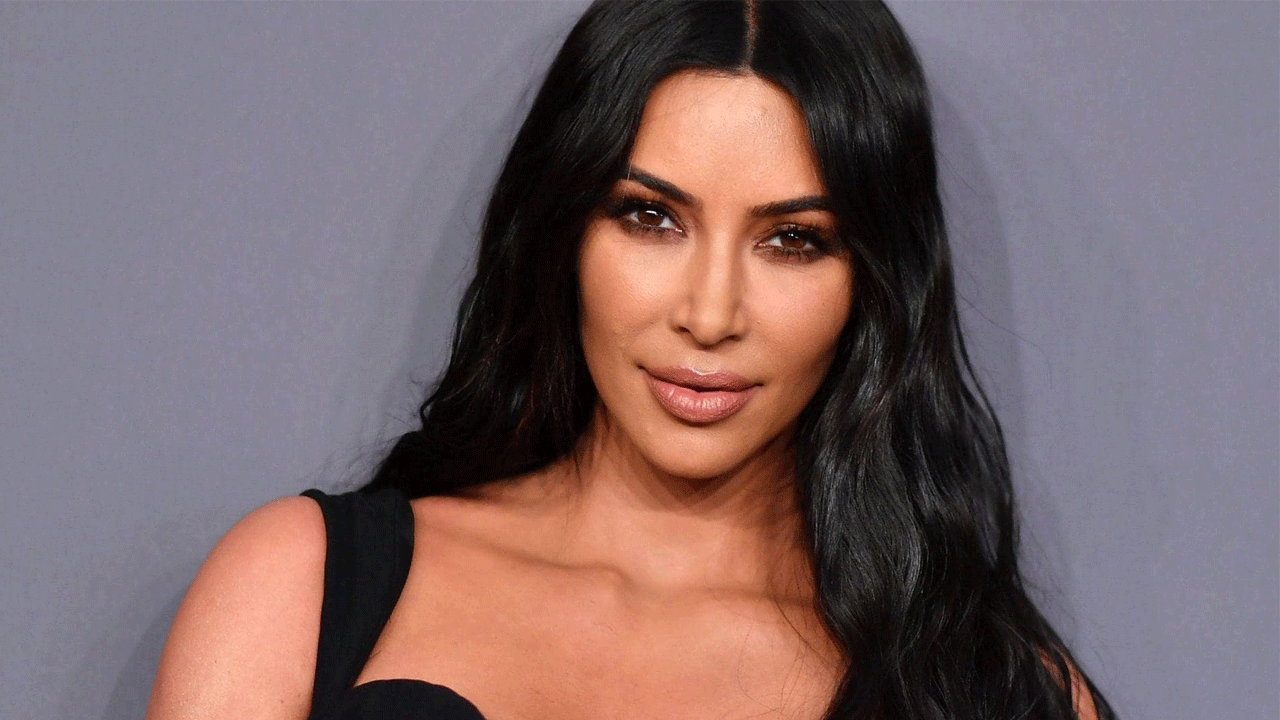 Psoriasis: Kim Kardashian mostró las marcas que esta enfermedad deja en su cuerpo