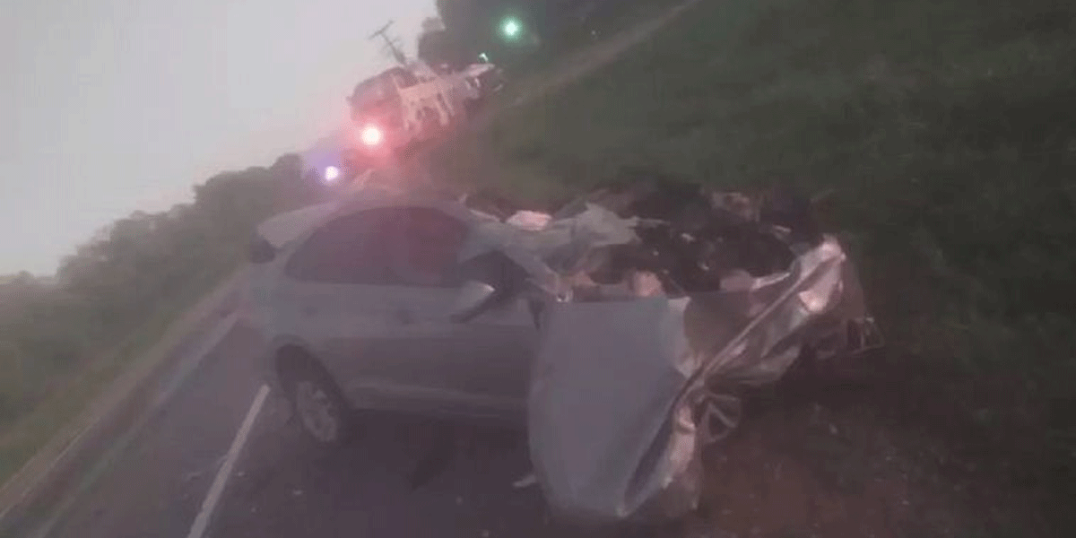 Murieron 2 personas: Choque entre un camión y un auto en Jujuy