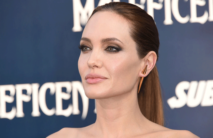 El cambio de look de Angelina Jolie 