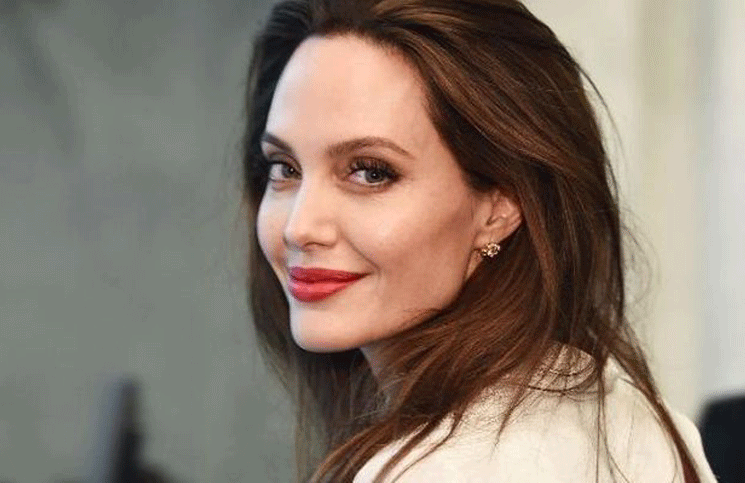 ¡Dos gotas de agua! El increíble parecido entre Angelina Jolie y una de sus hijas
