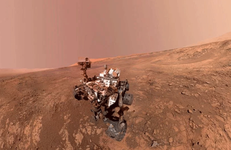 La nave InSight recorre la superficie de Marte