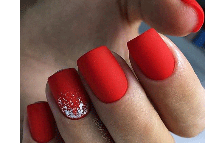 Uñas rojas decoradas 15 ideas inspiradas en San Valentín