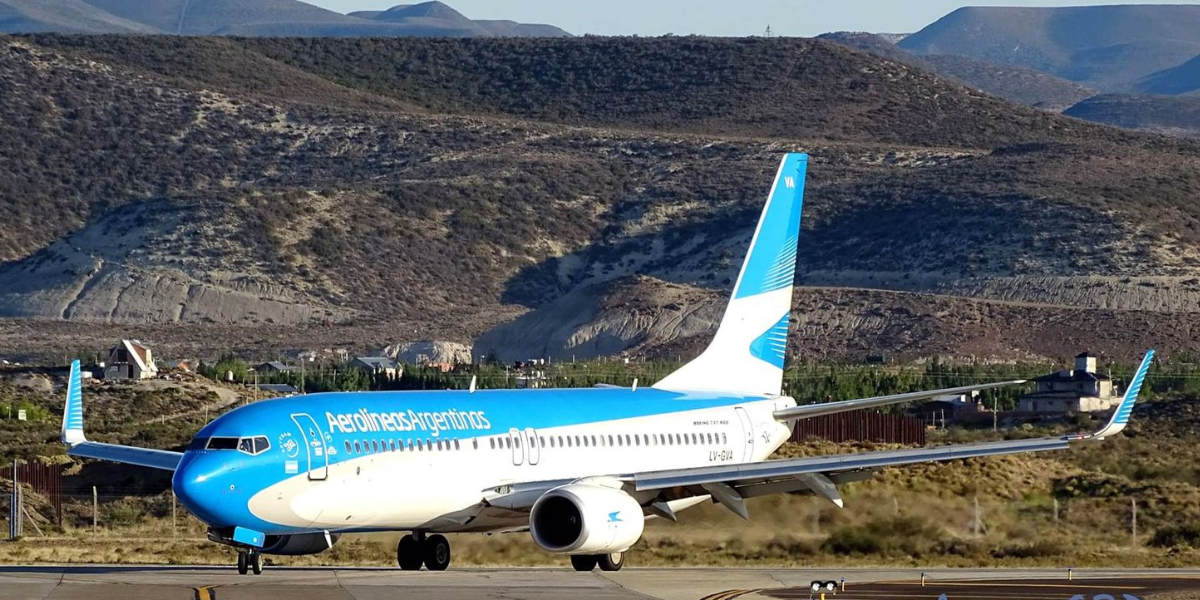 Amenaza de bomba en un avión de Aerolíneas Argentinas: cerraron el aeropuerto de Comodoro Rivadavia