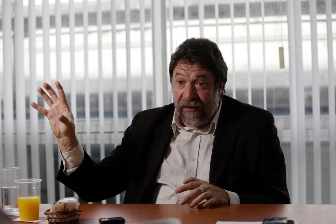 El director del Banco Nación propuso crear una nueva moneda para financiar  el gasto social | Radio Mitre