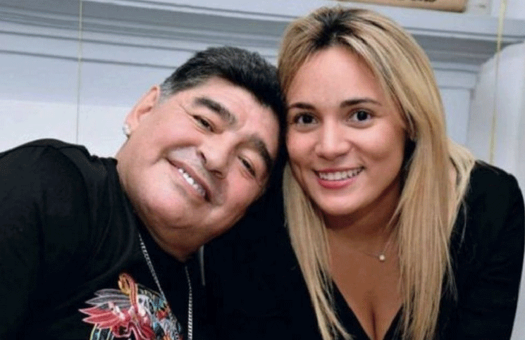 La provocación de Rocío Oliva a Diego Maradona en Instagram