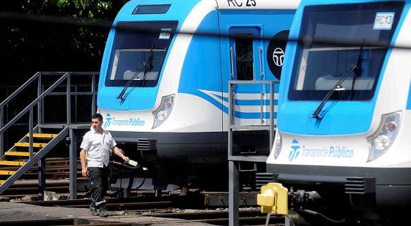 Hay demoras y cancelaciones en el tren Sarmiento por un paro en reclamo de medidas sanitarias
