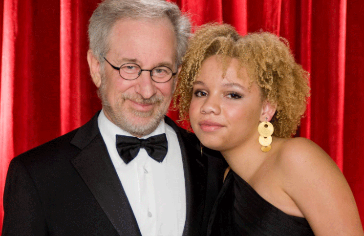 La hija de Steven Spielberg es actriz porno y dijo que su padre la apoya