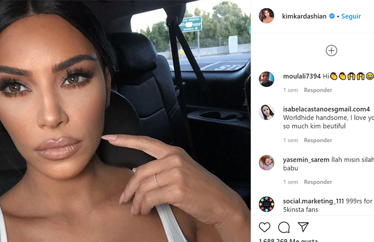 Kim Kardashian compartió un video de su rutina de maquillaje en esta cuarentena