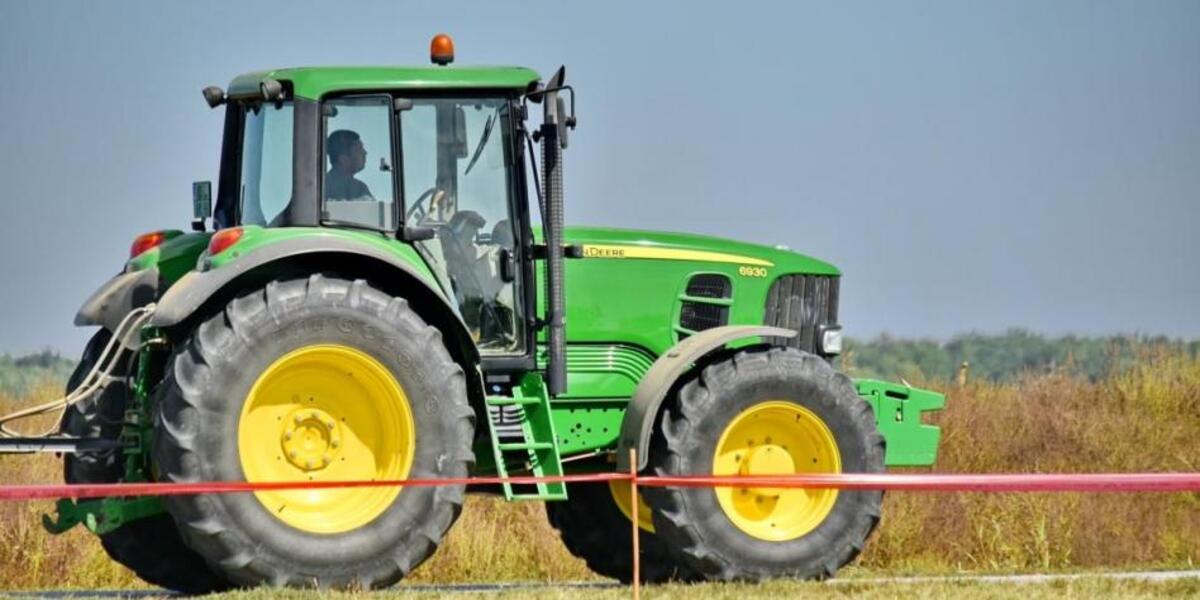 Un granjero movió una piedra y cambió la frontera entre Francia y Bélgica para poder pasar con su tractor