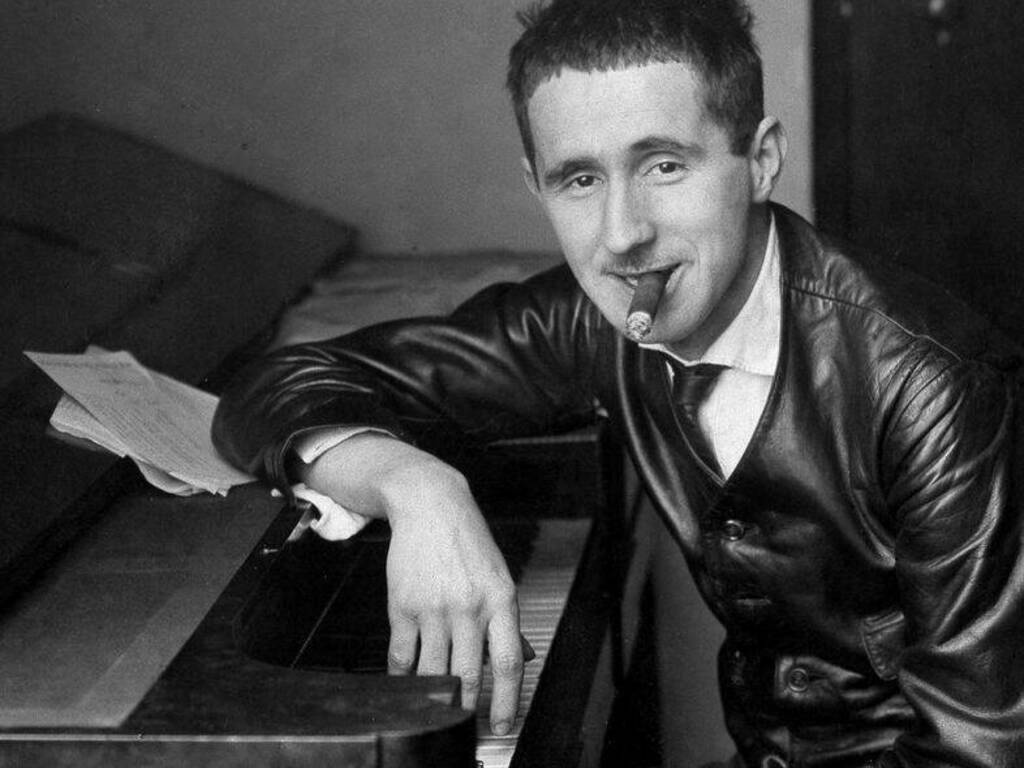 A 66 años del fallecimiento de Berthold Brecht, uno de los mayores literatos del Siglo XX