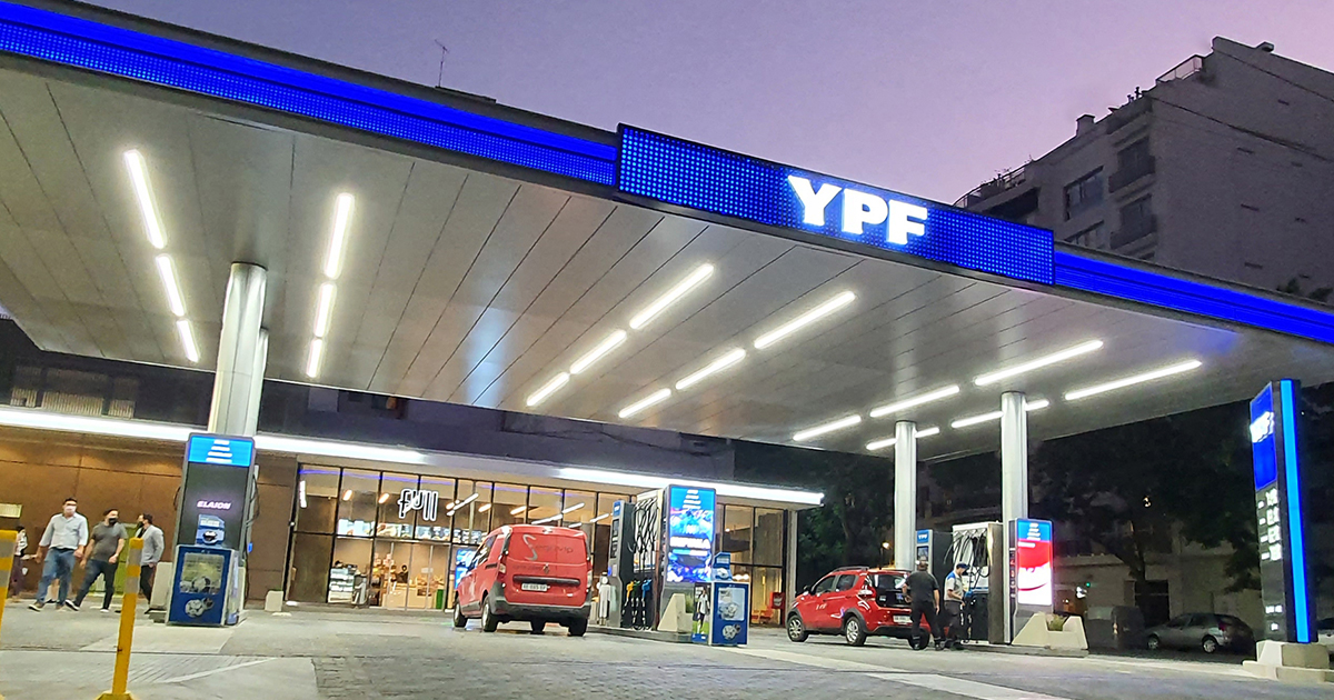 YPF anunció un aumento promedio de 9% en todos los combustibles a nivel país