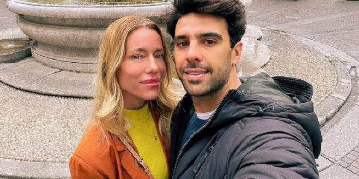 Nicole Neumann se animó a una jugada selfie con la ropa interior de su novio, Manu Urcera: “Alguien se disfrazó”