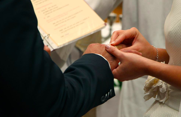 Se iban a casar, pero por el coronavirus celebraron la “boda virtual” y su historia se viralizó en Twitter