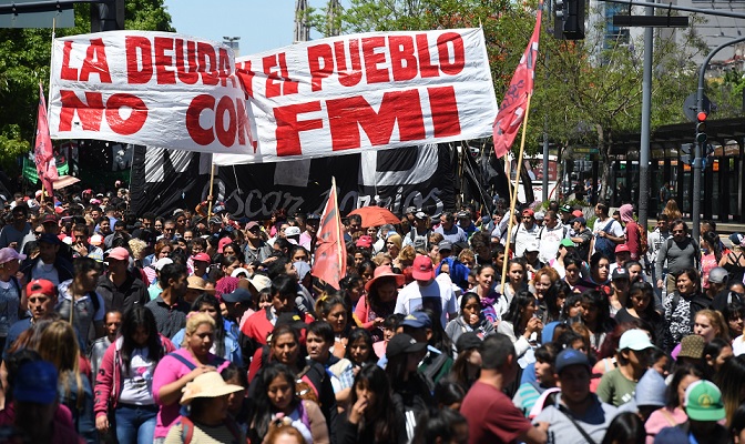 Agrupaciones kirchneristas convocan a marchar contra el acuerdo del Gobierno con el FMI