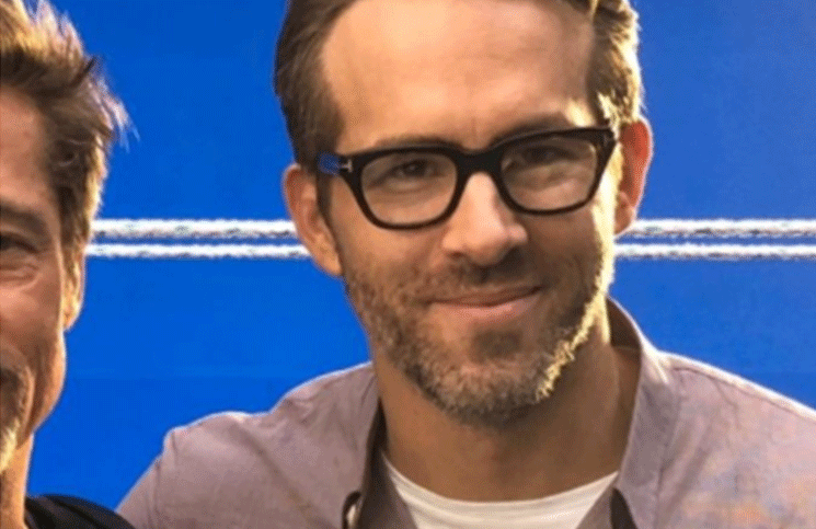Ryan Reynolds se burló de Brad Pitt a través de las redes sociales