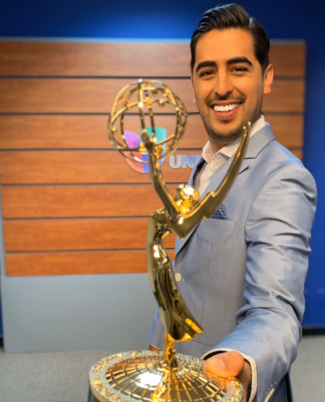 Sebastián Carrillo, el periodista ecuatoriano que ganó su primer Emmy