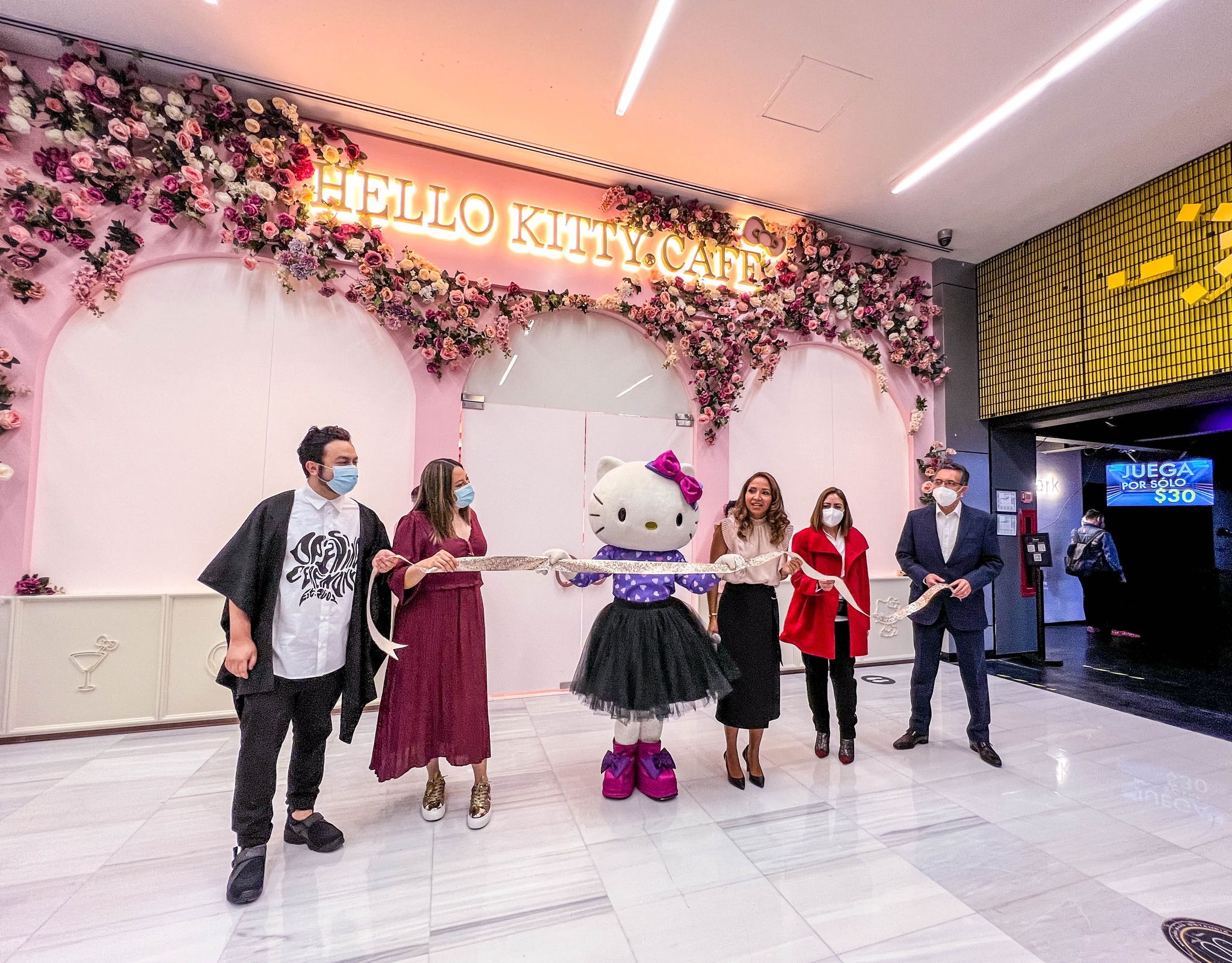 El primer Hello Kitty Café llega a Plaza Carso, CDMX