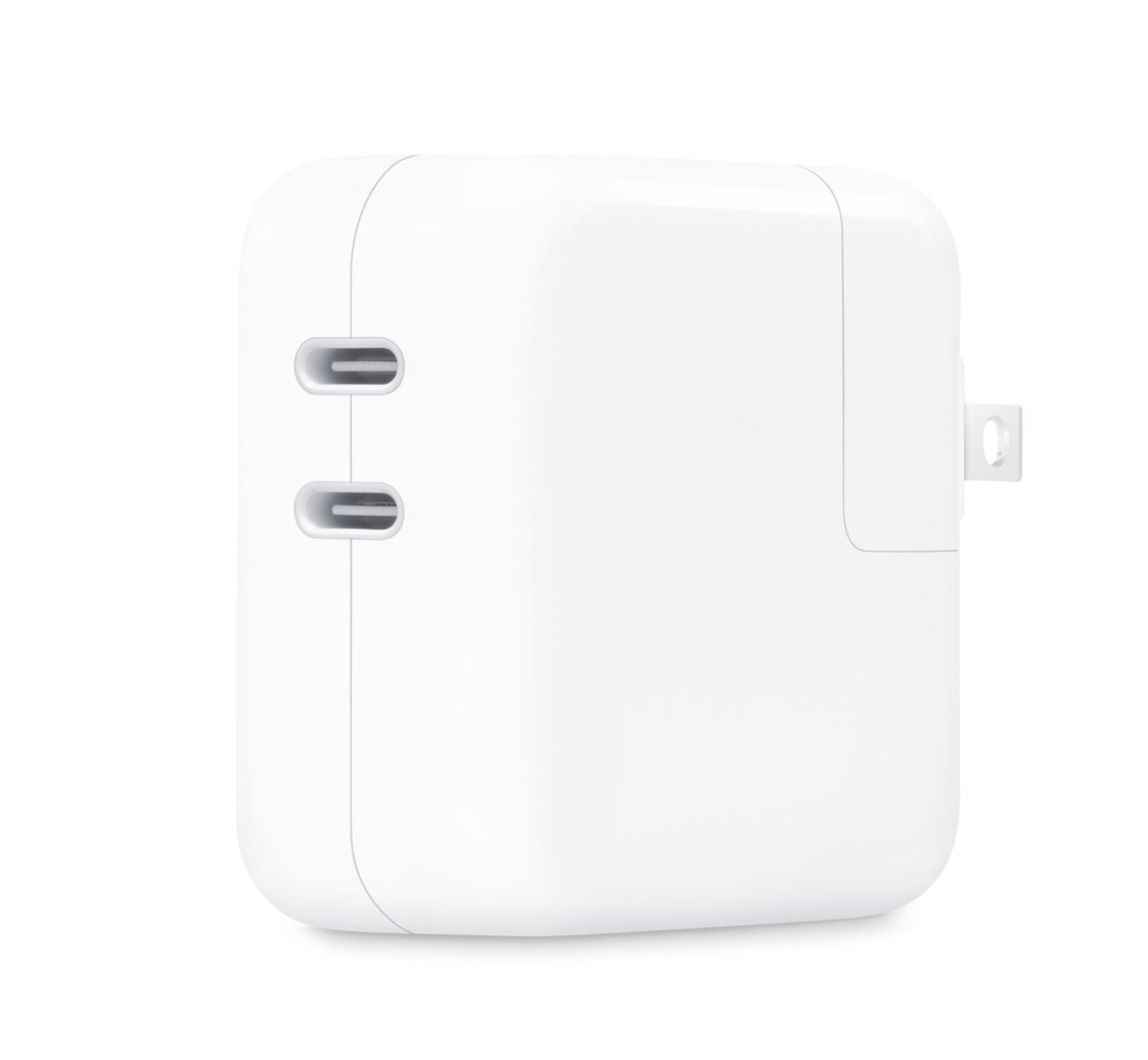 iPhone 15 de Apple: ¿viene con cable USB-C y cargador en la caja o hay que  comprarlos aparte? – FayerWayer