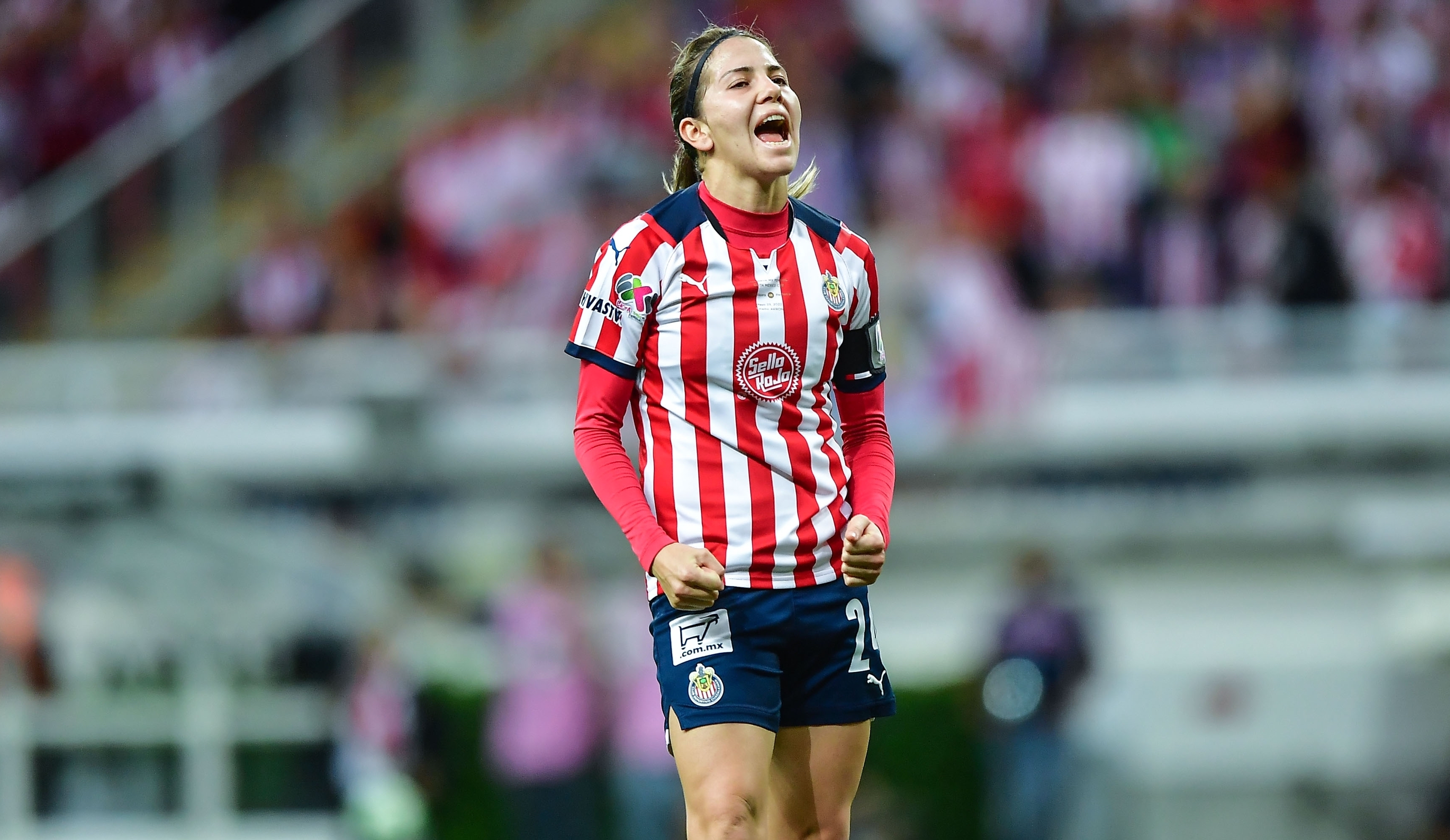 Alicia Cervantes supera a la ganadora del Balón de Oro en goles