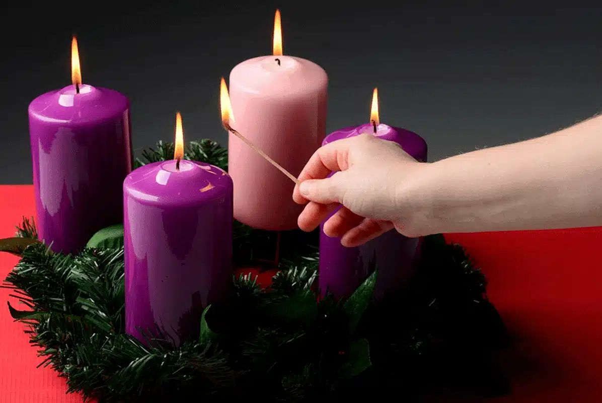 Corona de adviento: ¿Cómo rezar con cada vela?