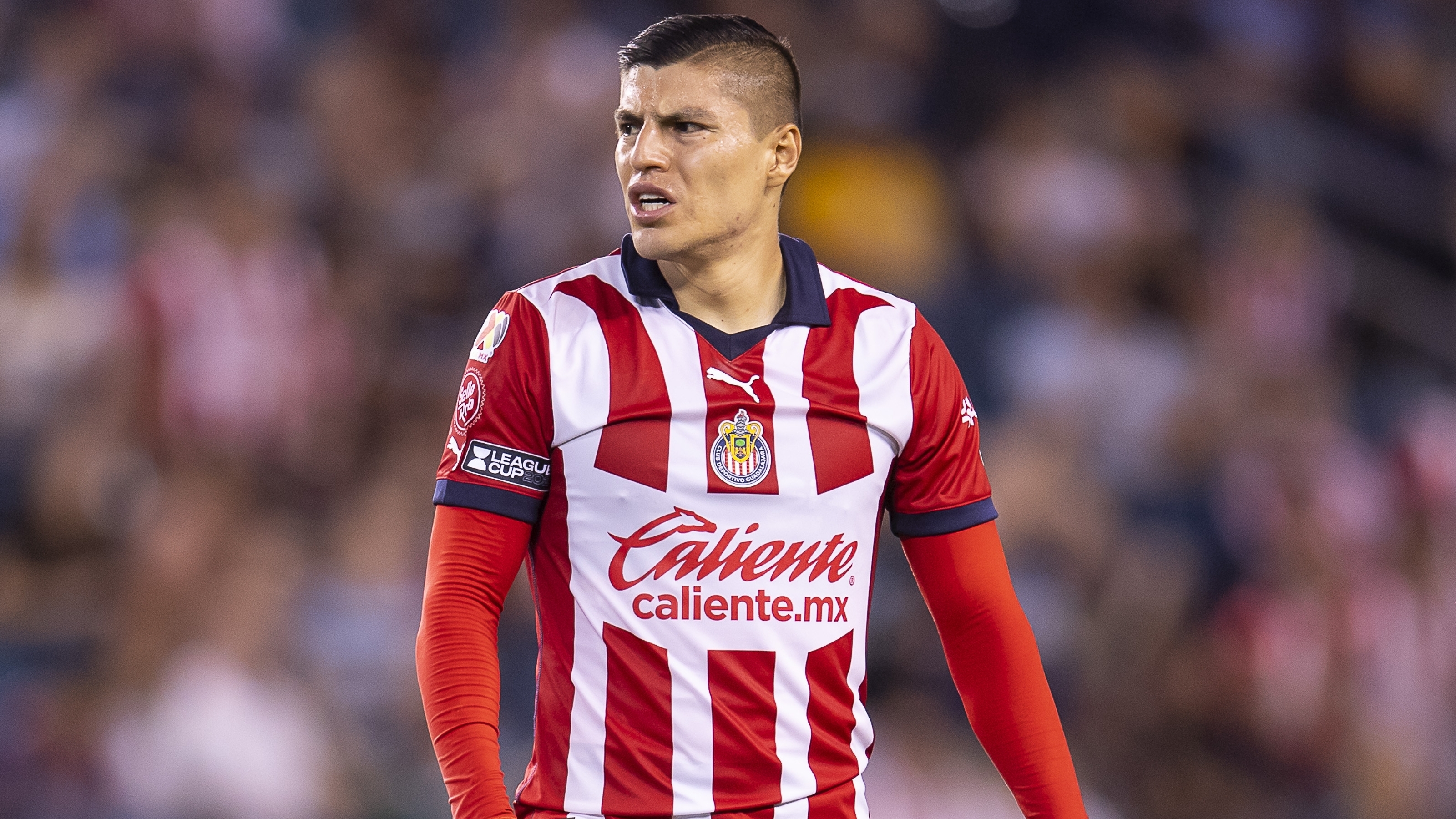 Alan Pulido deja a Chivas para firmar con Kansas City de la MLS