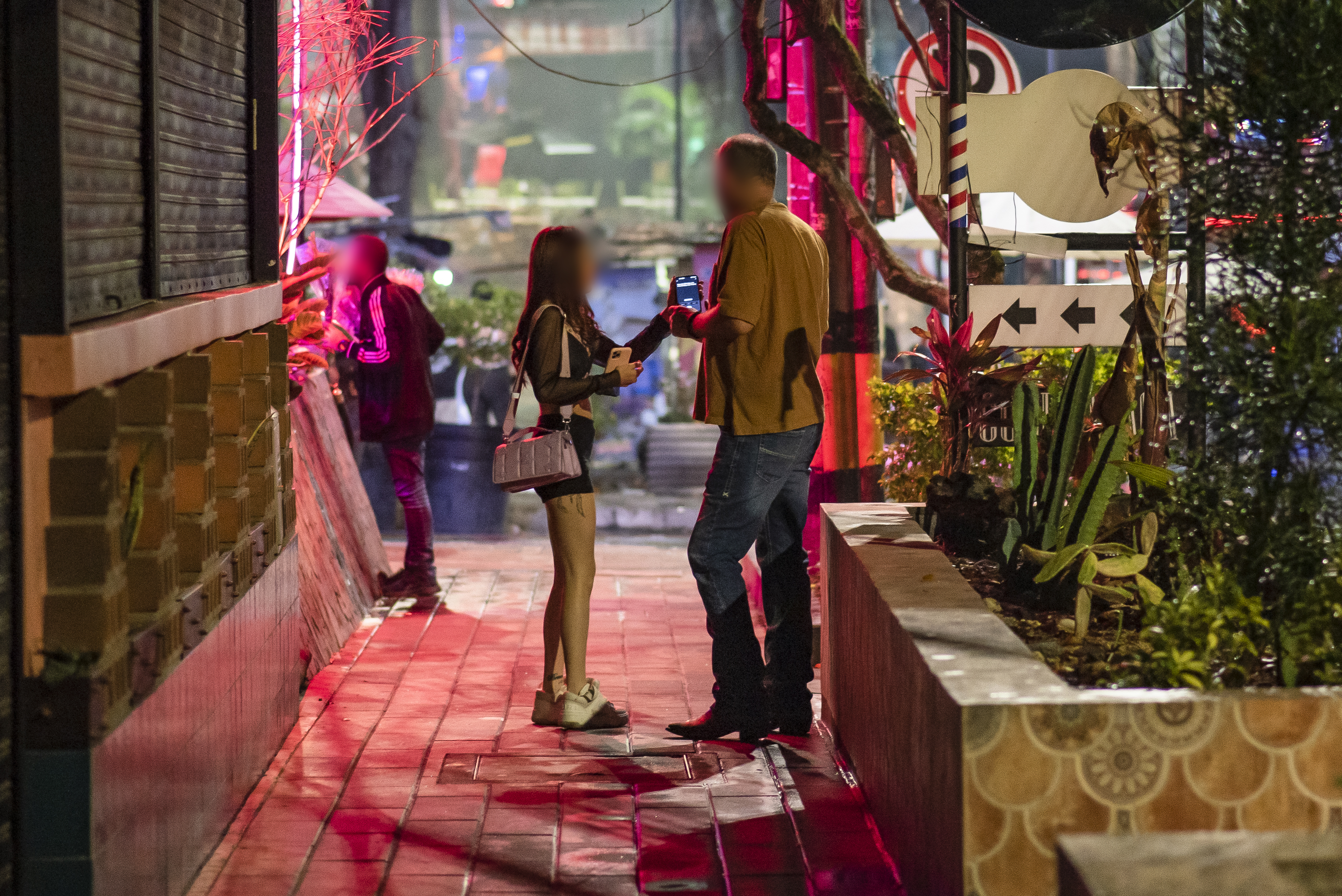 Medellín
prostitución
Fiestas calles
ESPECIAL PROSTITUCIÓN
Foto Diego Zuluaga