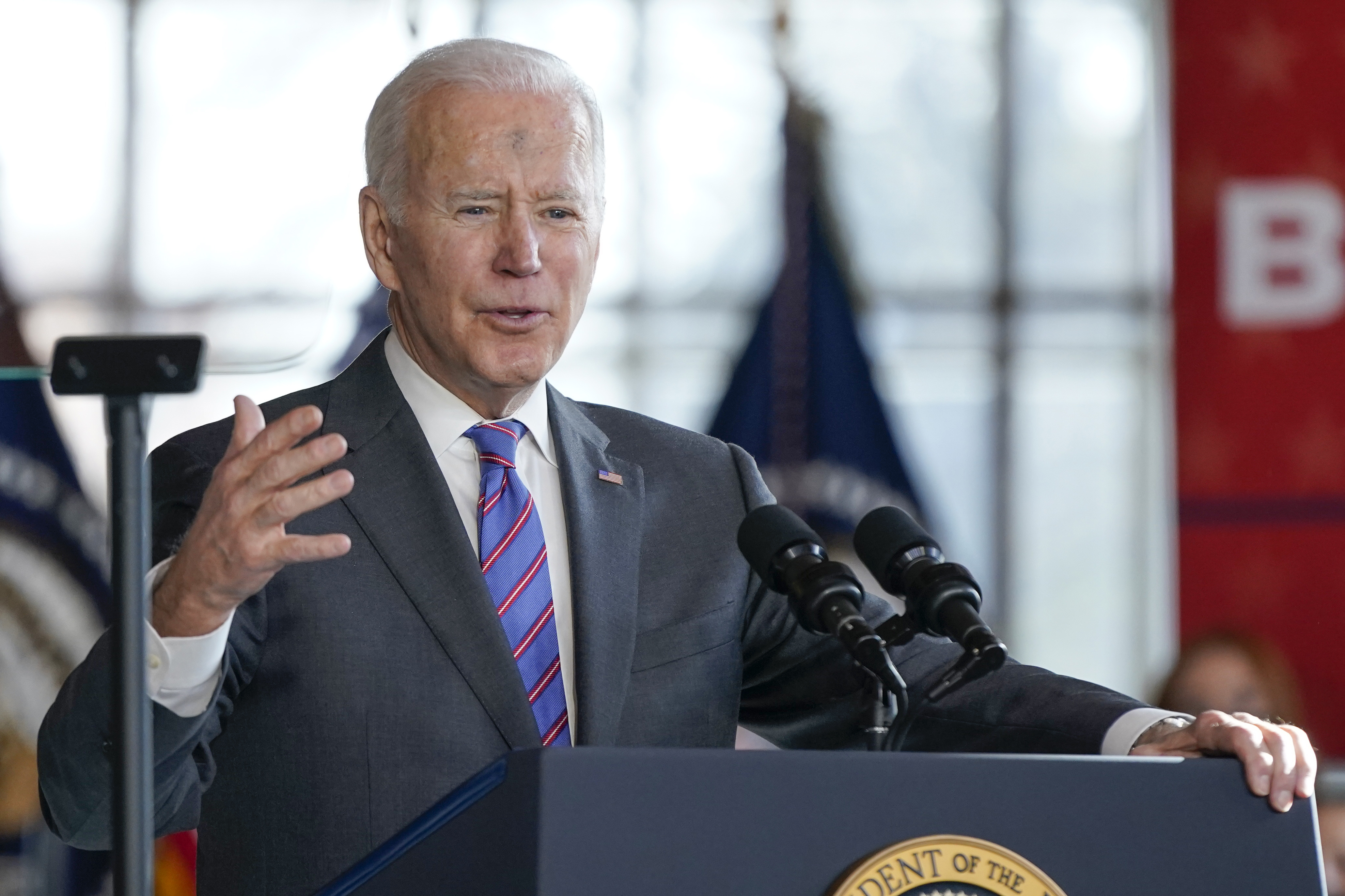 Son cinco las medidas adoptadas por el Gobierno estadounidense por la invasión rusa a Ucrania.