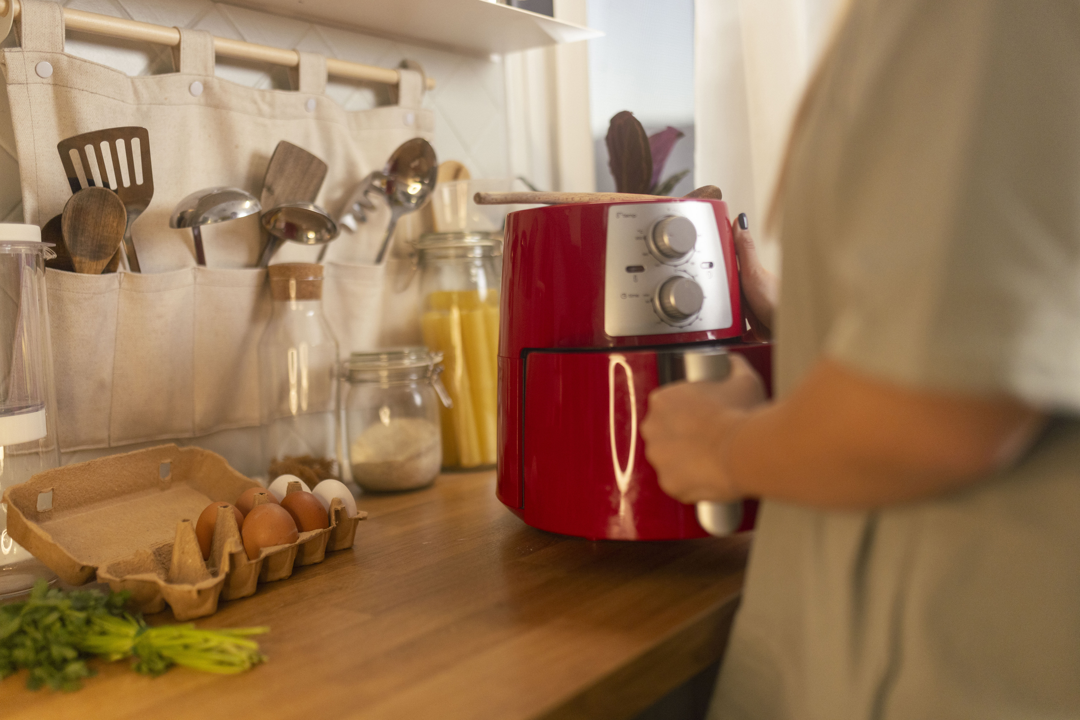 Para evitar inconvenientes con la freidora de aire, se deben tener en cuenta algunas recomendaciones.