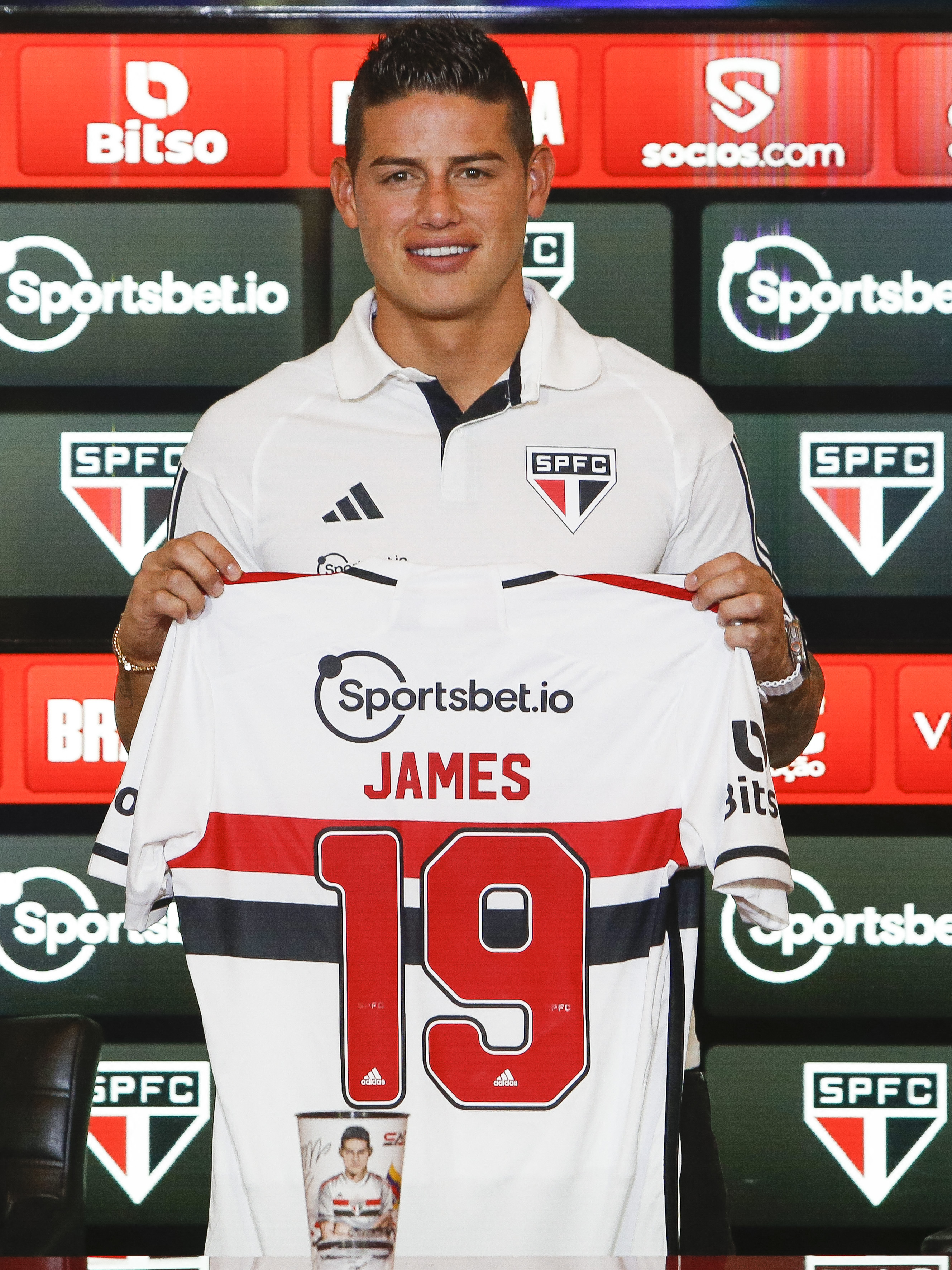 carta da parati james rodriguez 2023