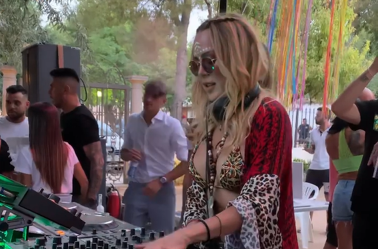 La modelo reveló una incómoda situación que vivió. foto: Instagram @nataliaparisartist