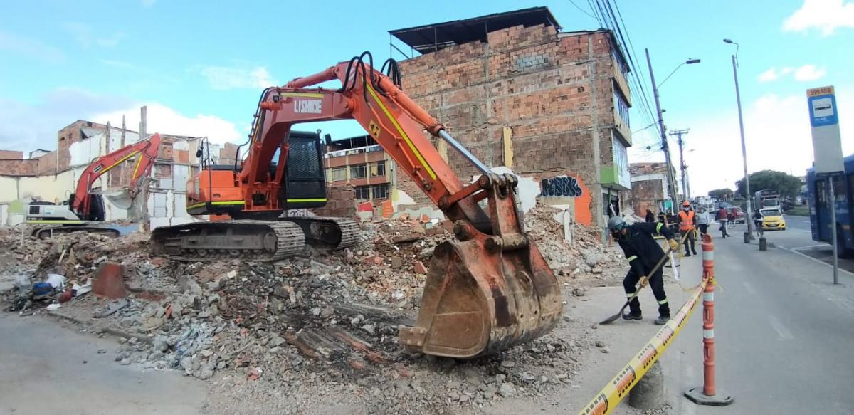 Por fin! Empresa Metro adjudica contrato para demoler casas