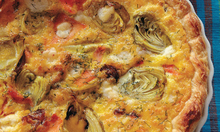 Quiche de salmón,  queso de cabra y corazones de alcachofa