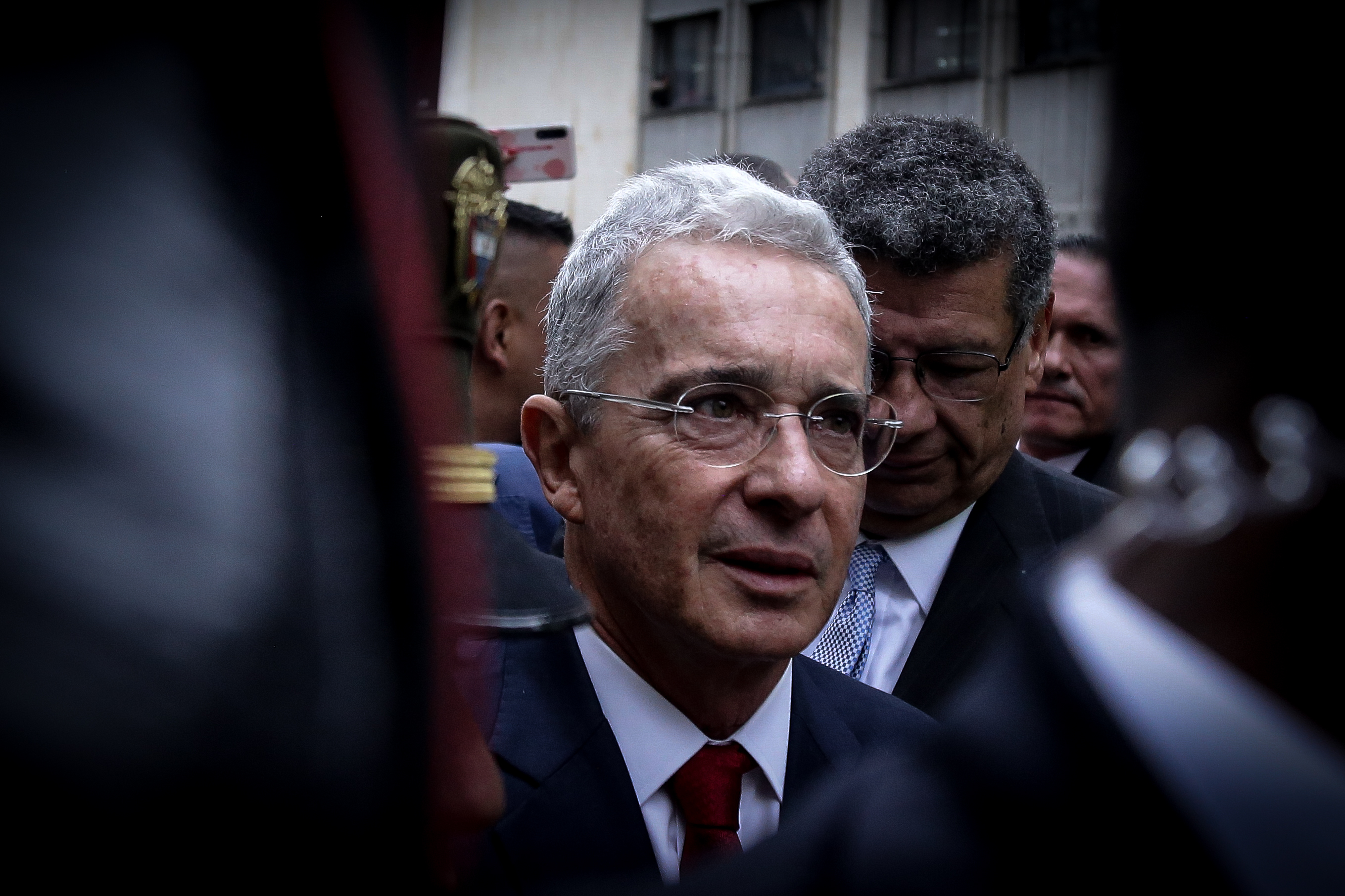 Bogotá. Octubre 08 del 2019. Álvaro Uribe Vélez senador y expresidente de la República se presenta ante la corte suprema de Justicia. Rendir testimonio en el caso en el cual está implicado por fraude y soborno procesal. ( Colprensa - Diego Pineda)
