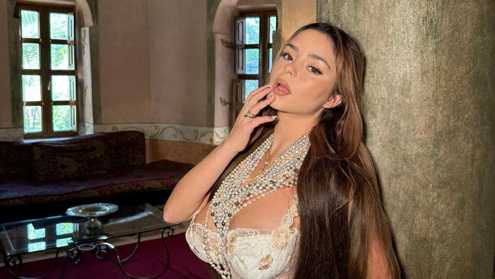 Natti Natasha decide revelar la foto completamente desnuda con la que la  chantajearon