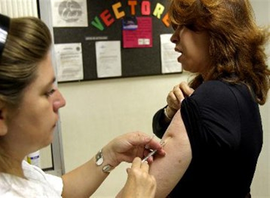 La respuesta es más efectiva si se vacuna a los hombres en la mañana y las mujeres en la tarde.