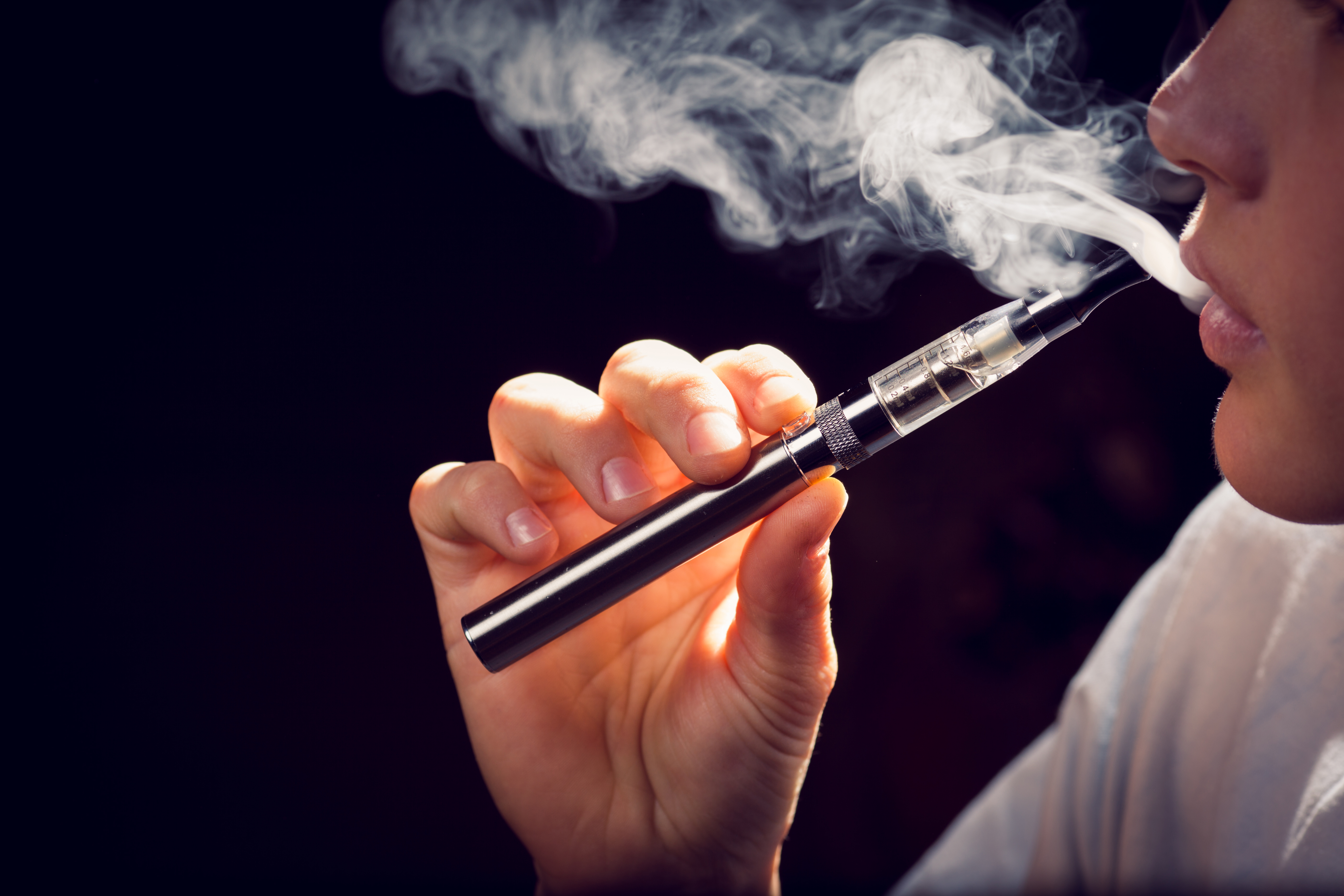 Los cigarrillos electrónicos sirven para dejar de fumar? - Infobae