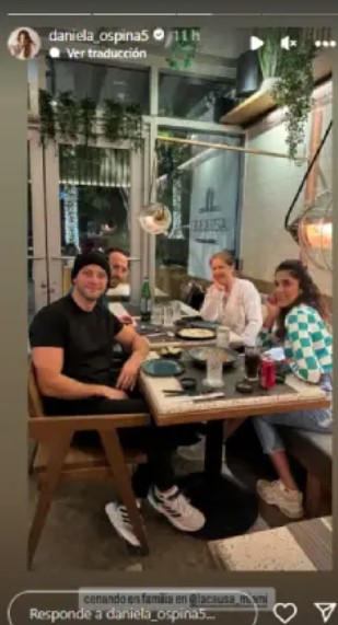 Daniela Ospina se reencuentra con hermano en Miami.