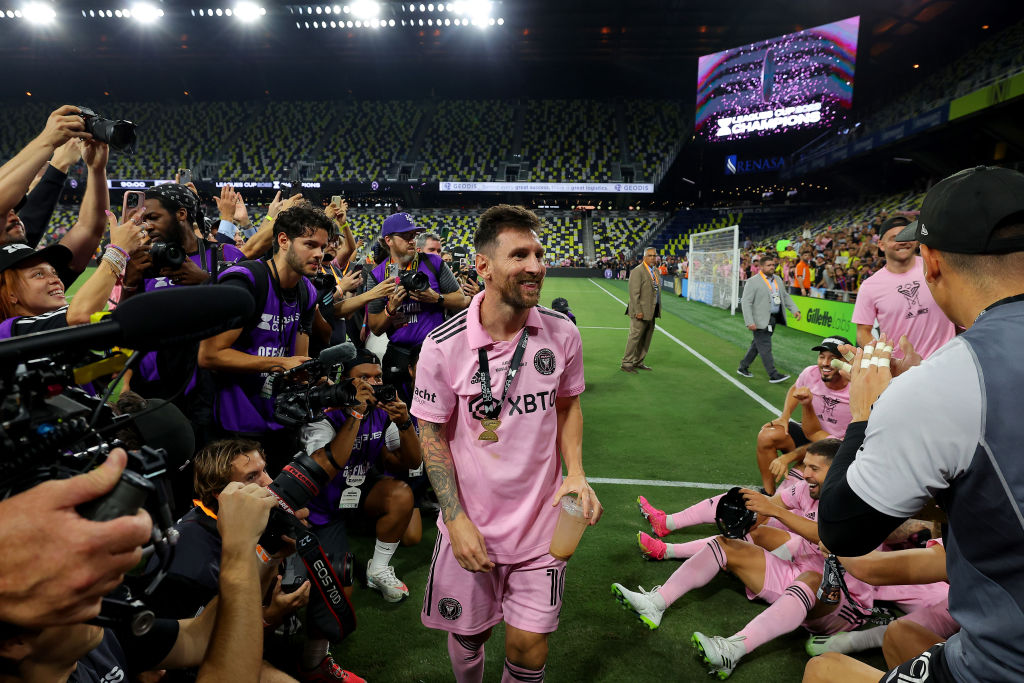 Messi llegó a Miami y su curiosa remera se robó todas las miradas