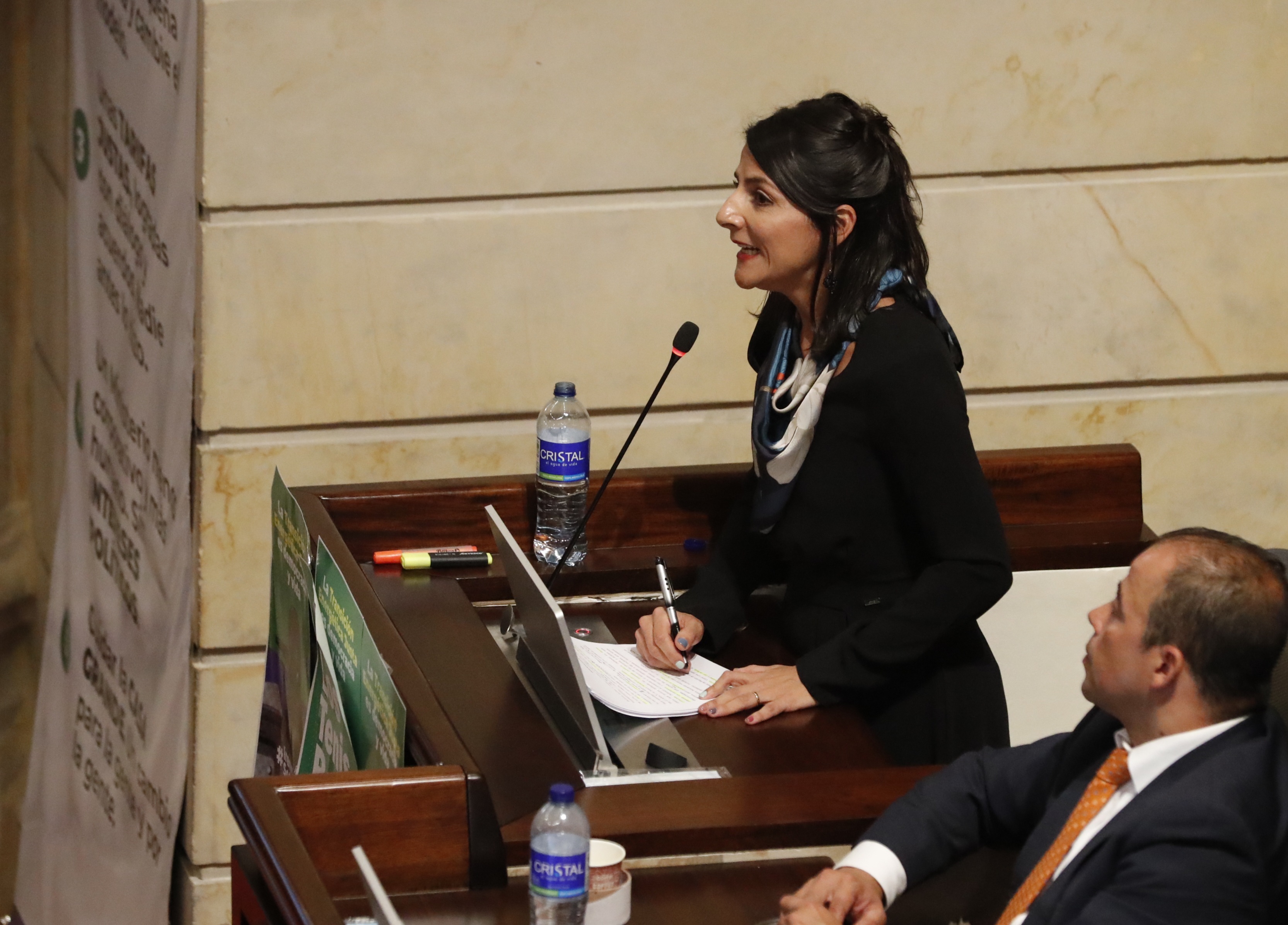 Moción de censura Ministra de Minas y Energía Irene Vélez