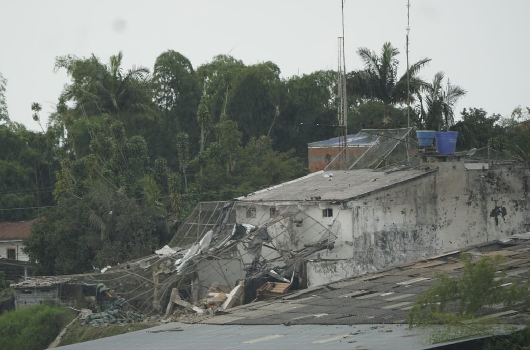 Ataque a estación de policía de Morales cauca por parte de disidencias de las FARC