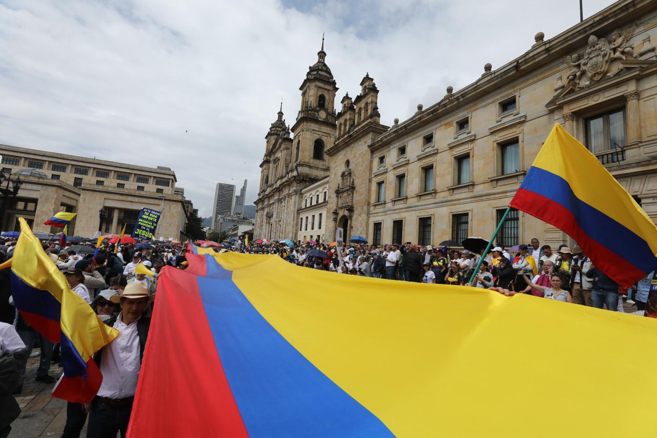 Marchas en contra del Gobierno del Presidente Gustavo Petro  Plaza de Bolívar