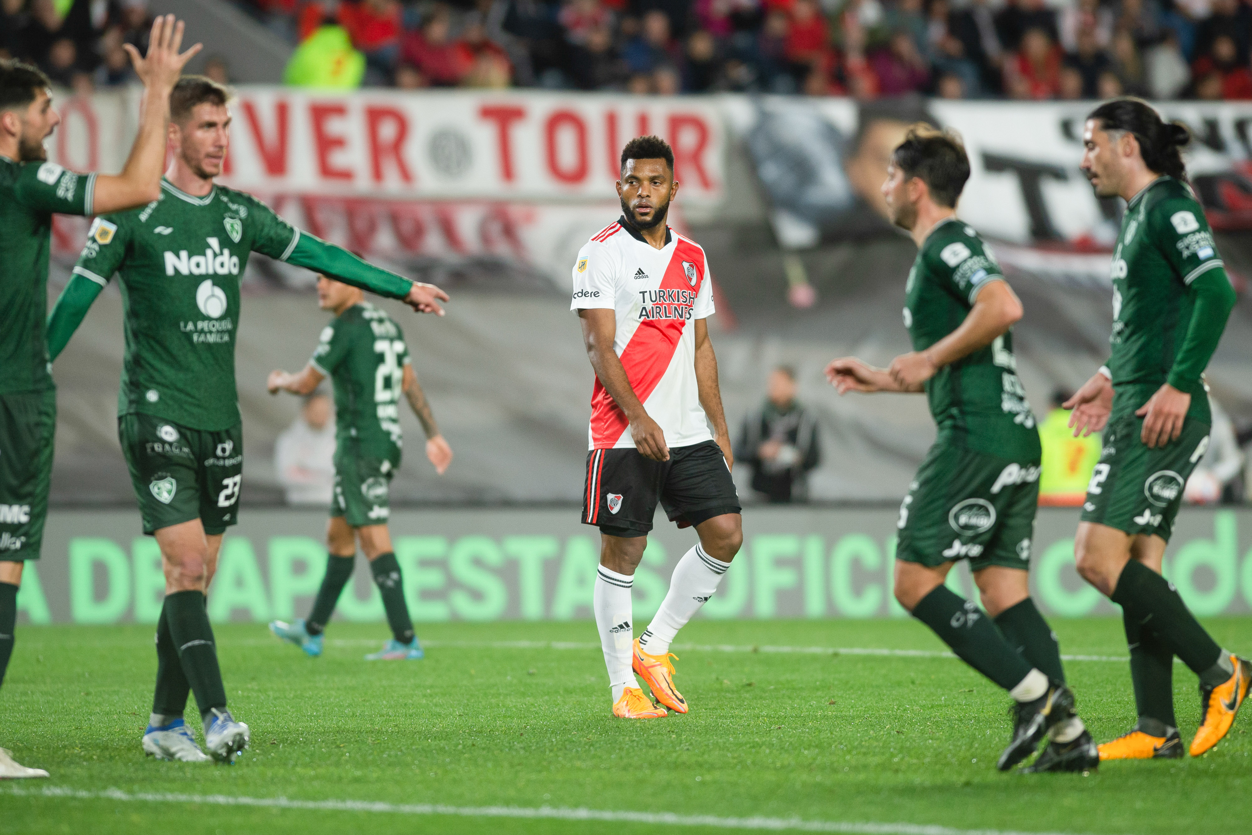 River Plate sobe cifra e oferecerá R$ 34 milhões por Borja, diz TV